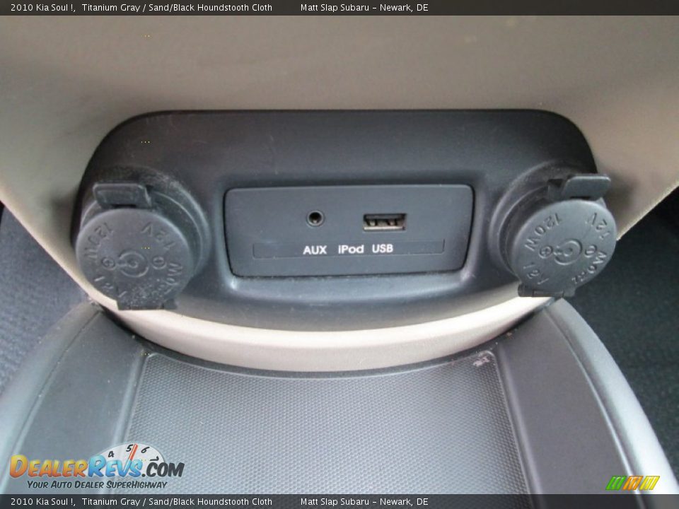 2010 Kia Soul ! Titanium Gray / Sand/Black Houndstooth Cloth Photo #26