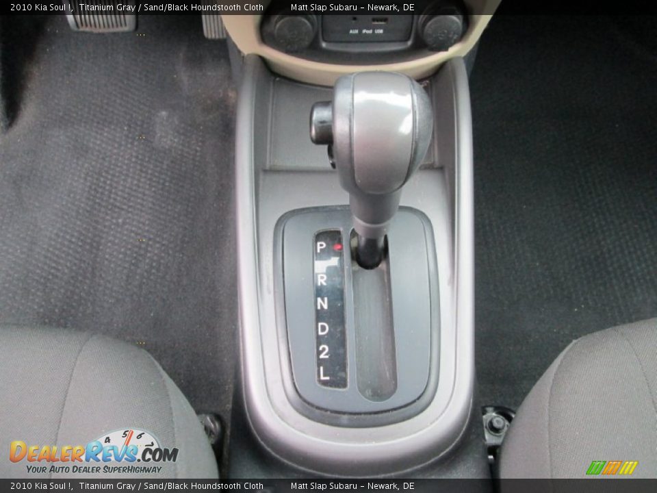 2010 Kia Soul ! Titanium Gray / Sand/Black Houndstooth Cloth Photo #27