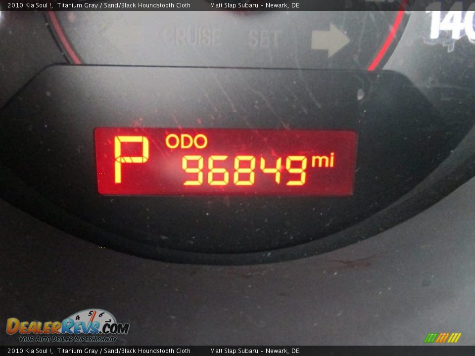 2010 Kia Soul ! Titanium Gray / Sand/Black Houndstooth Cloth Photo #29