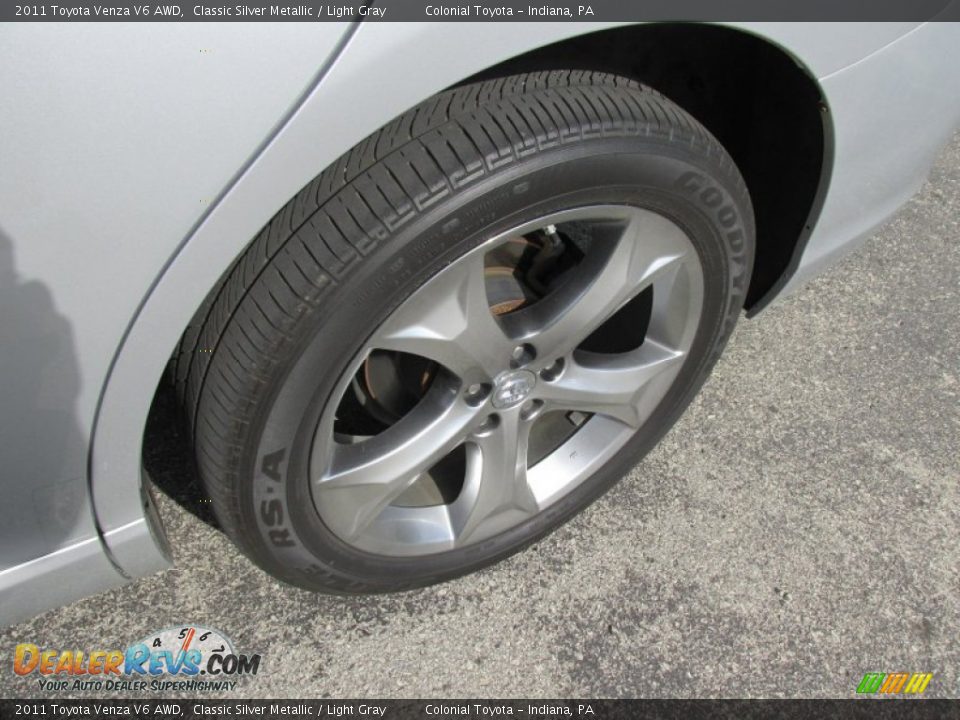 2011 Toyota Venza V6 AWD Classic Silver Metallic / Light Gray Photo #3