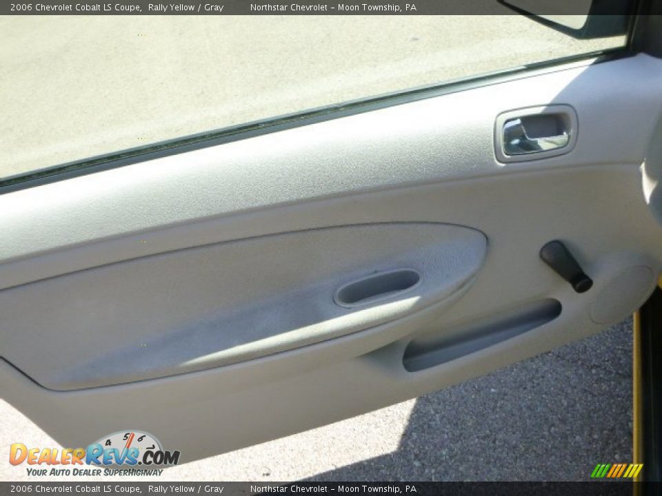 2006 Chevrolet Cobalt LS Coupe Rally Yellow / Gray Photo #11