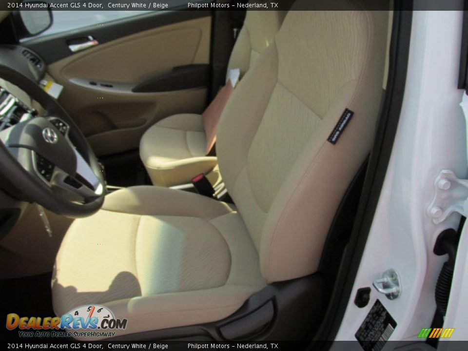 2014 Hyundai Accent GLS 4 Door Century White / Beige Photo #22