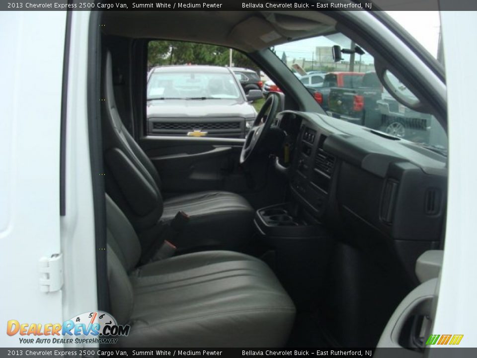 2013 Chevrolet Express 2500 Cargo Van Summit White / Medium Pewter Photo #8