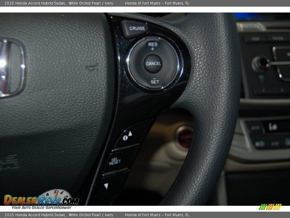 Controls of 2015 Honda Accord Hybrid Sedan Photo #21