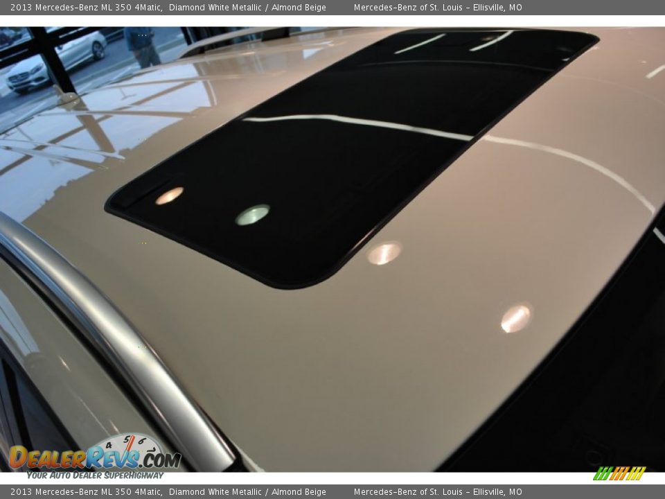 2013 Mercedes-Benz ML 350 4Matic Diamond White Metallic / Almond Beige Photo #6
