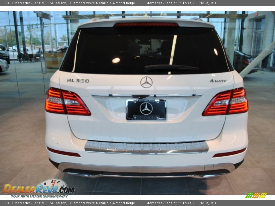 2013 Mercedes-Benz ML 350 4Matic Diamond White Metallic / Almond Beige Photo #15