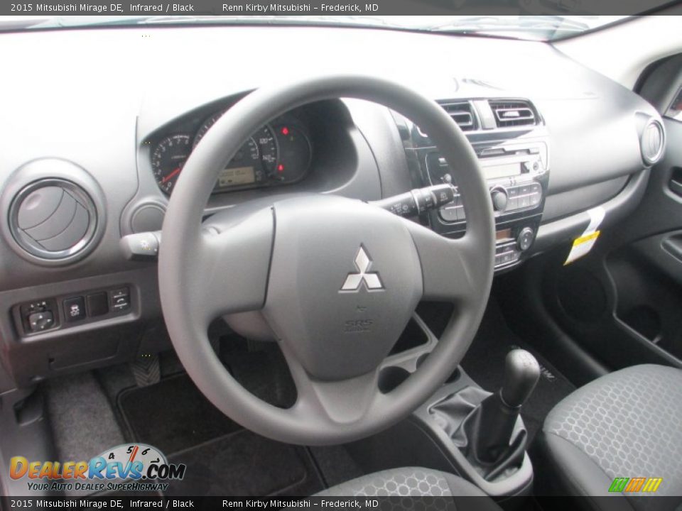 2015 Mitsubishi Mirage DE Infrared / Black Photo #11