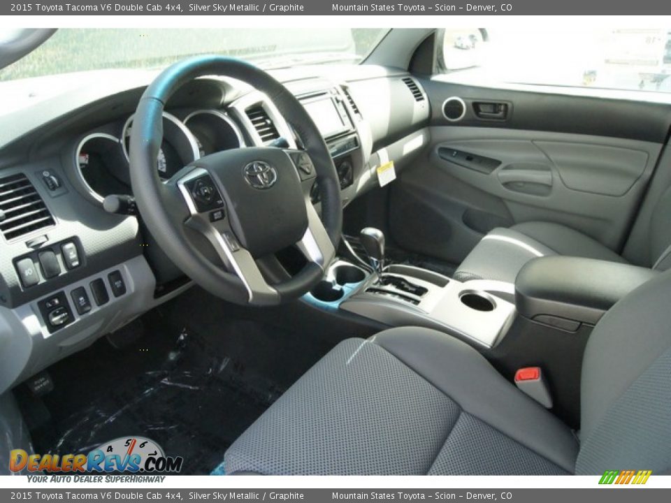 2015 Toyota Tacoma V6 Double Cab 4x4 Silver Sky Metallic / Graphite Photo #5