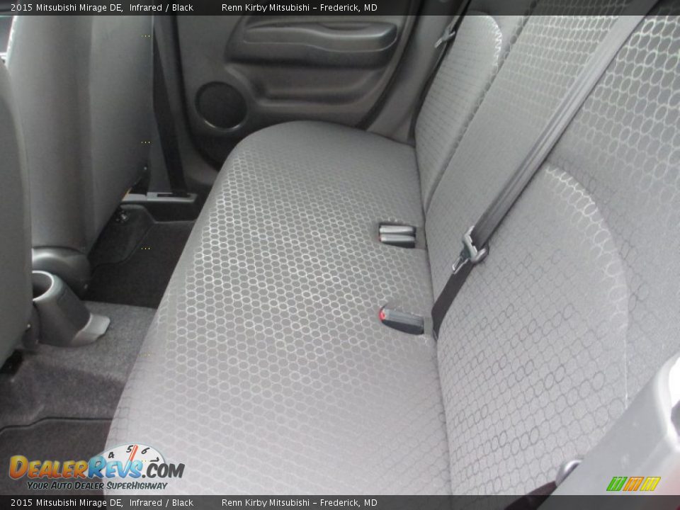2015 Mitsubishi Mirage DE Infrared / Black Photo #23