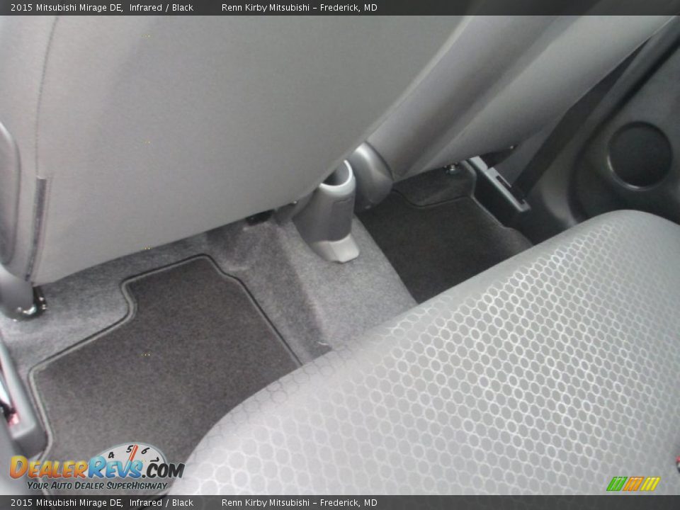 2015 Mitsubishi Mirage DE Infrared / Black Photo #24
