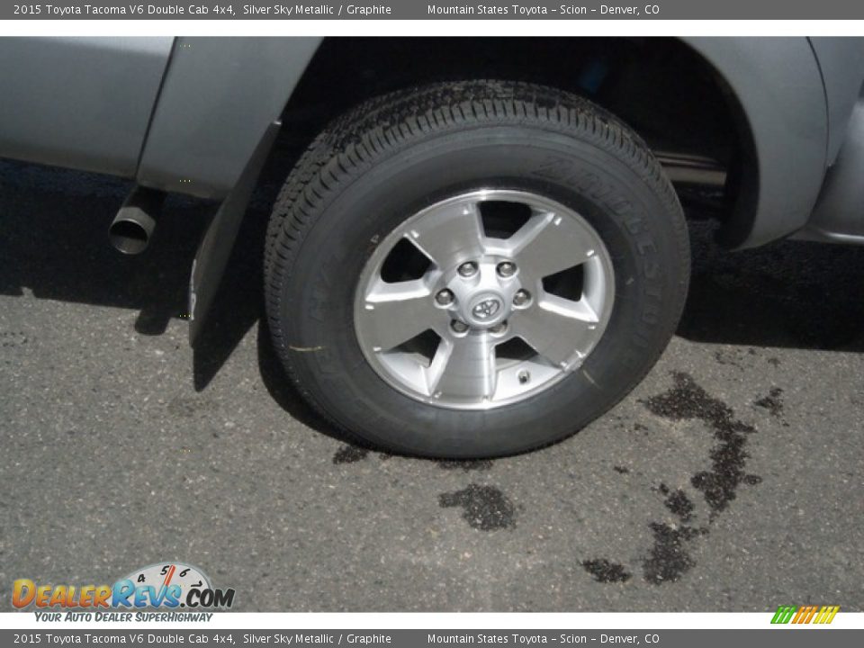 2015 Toyota Tacoma V6 Double Cab 4x4 Silver Sky Metallic / Graphite Photo #9