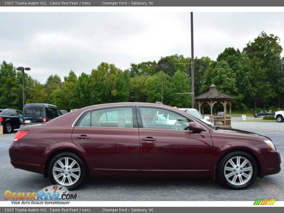 2007 Toyota Avalon XLS Cassis Red Pearl / Ivory Photo #2