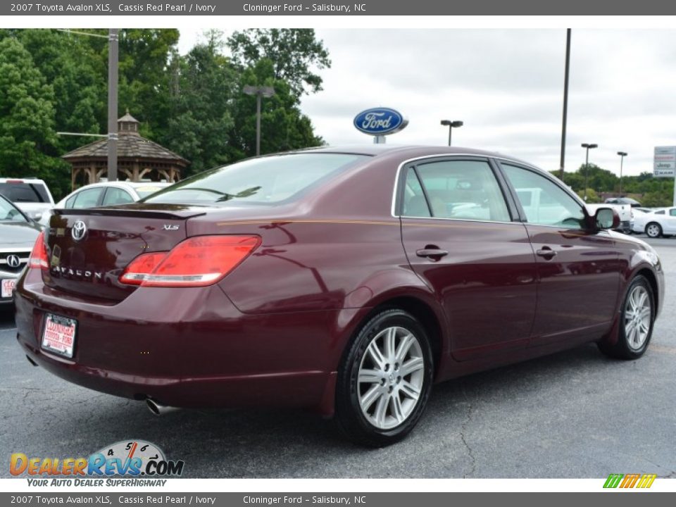 2007 Toyota Avalon XLS Cassis Red Pearl / Ivory Photo #4