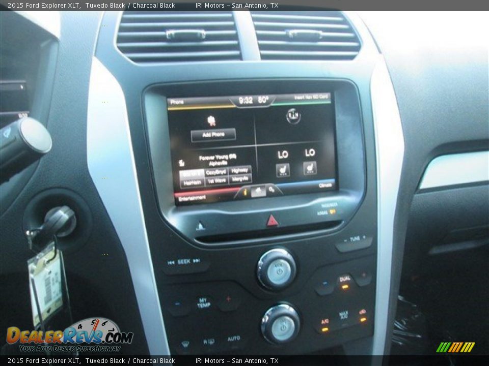 2015 Ford Explorer XLT Tuxedo Black / Charcoal Black Photo #16