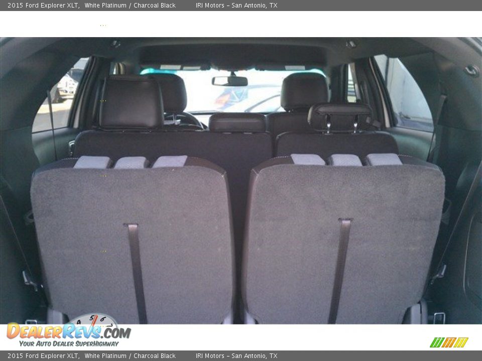 2015 Ford Explorer XLT White Platinum / Charcoal Black Photo #26