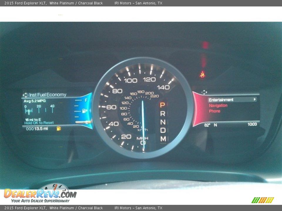 2015 Ford Explorer XLT White Platinum / Charcoal Black Photo #35