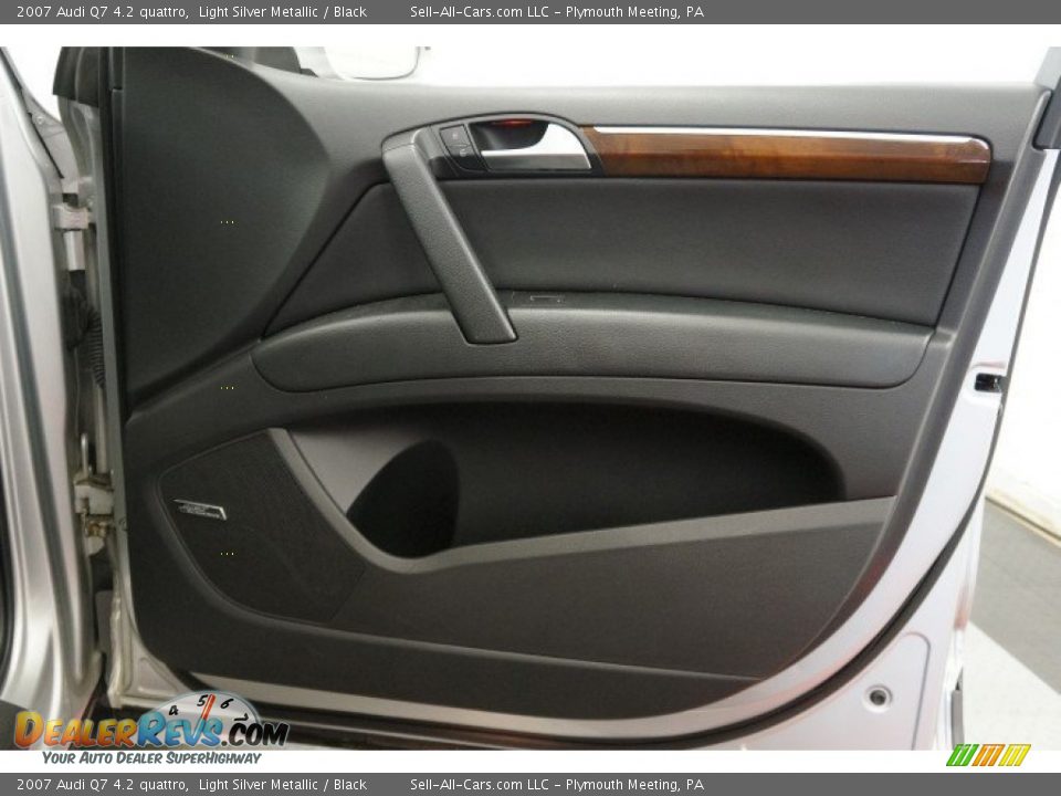 2007 Audi Q7 4.2 quattro Light Silver Metallic / Black Photo #16