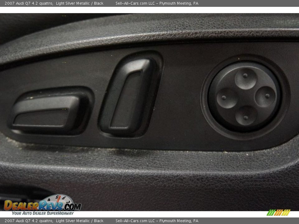 2007 Audi Q7 4.2 quattro Light Silver Metallic / Black Photo #18