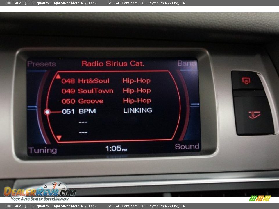 2007 Audi Q7 4.2 quattro Light Silver Metallic / Black Photo #34