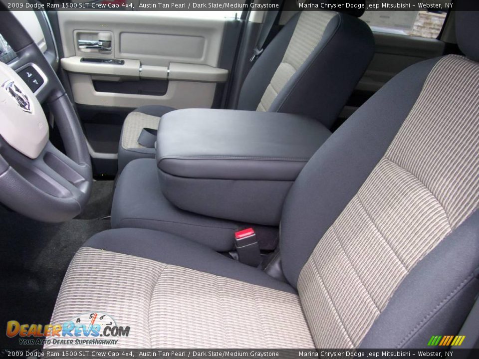 2009 Dodge Ram 1500 SLT Crew Cab 4x4 Austin Tan Pearl / Dark Slate/Medium Graystone Photo #2