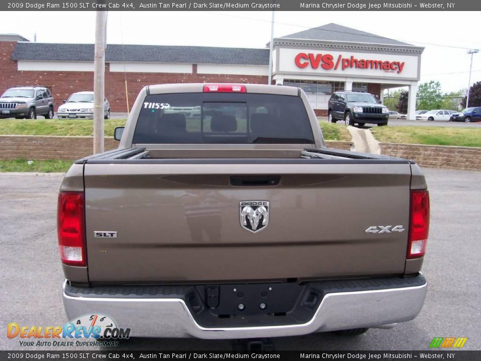 2009 Dodge Ram 1500 SLT Crew Cab 4x4 Austin Tan Pearl / Dark Slate/Medium Graystone Photo #10