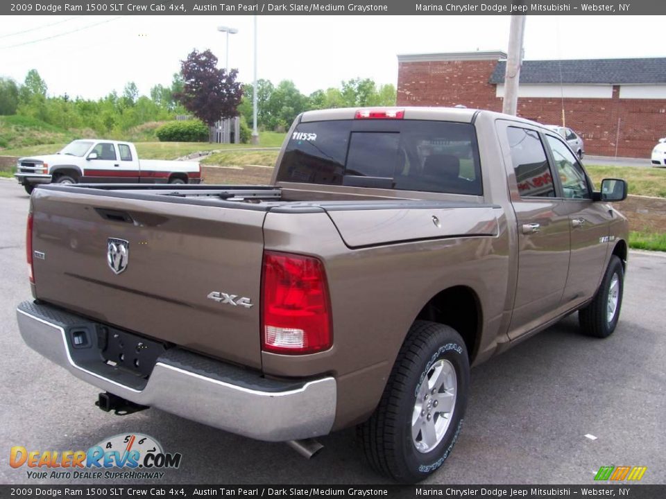 2009 Dodge Ram 1500 SLT Crew Cab 4x4 Austin Tan Pearl / Dark Slate/Medium Graystone Photo #11