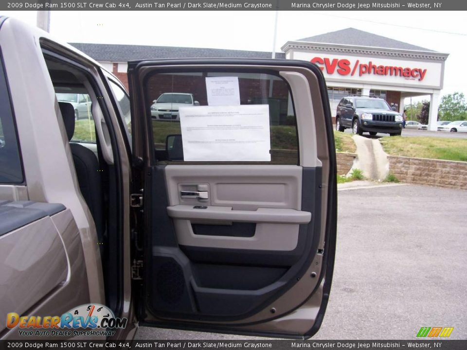 2009 Dodge Ram 1500 SLT Crew Cab 4x4 Austin Tan Pearl / Dark Slate/Medium Graystone Photo #21