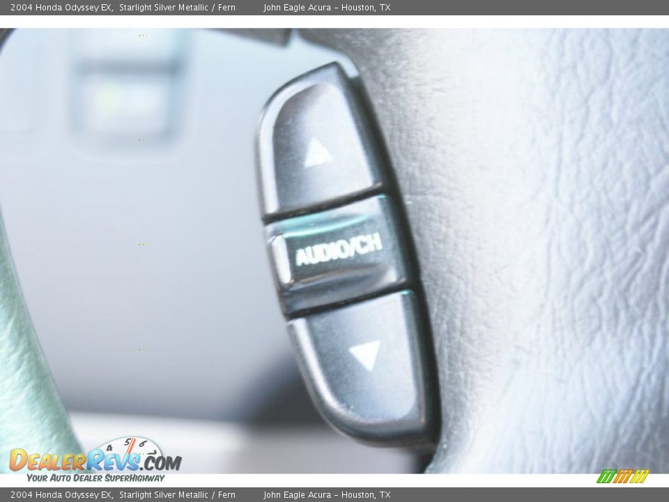 2004 Honda Odyssey EX Starlight Silver Metallic / Fern Photo #33