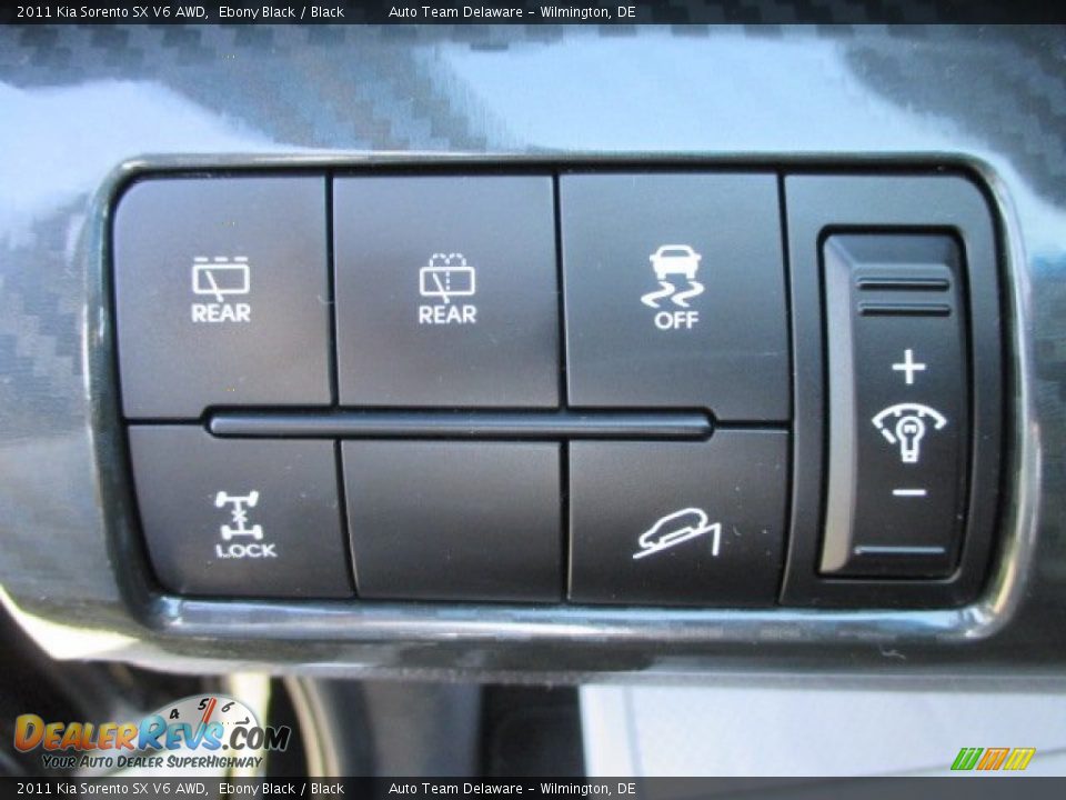 2011 Kia Sorento SX V6 AWD Ebony Black / Black Photo #35