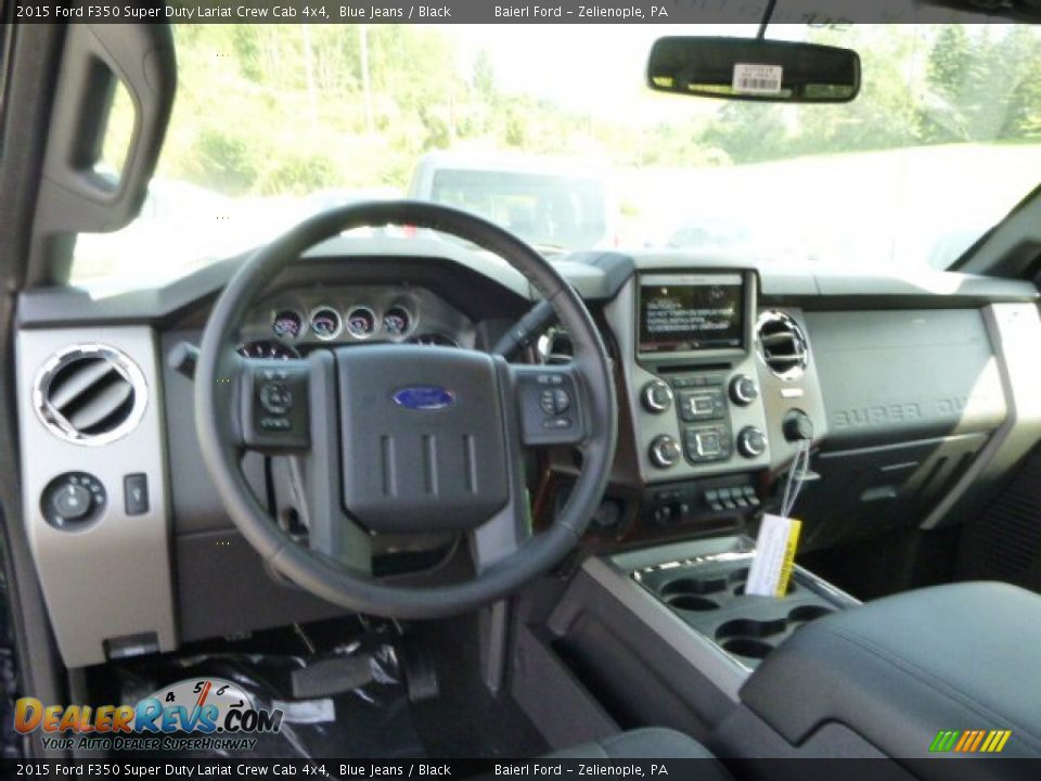 2015 Ford F350 Super Duty Lariat Crew Cab 4x4 Blue Jeans / Black Photo #12