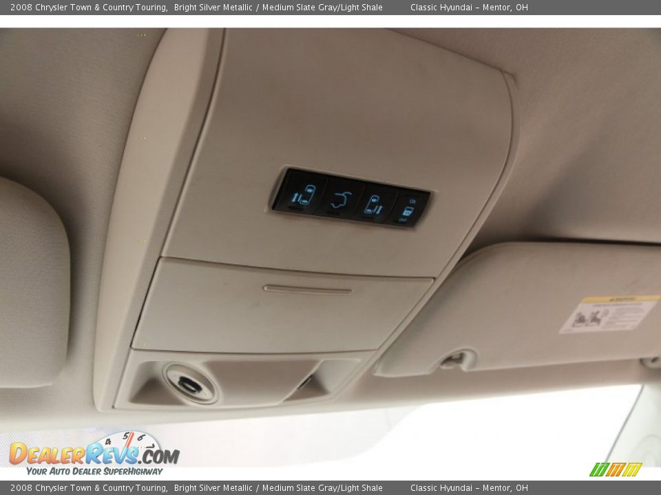 2008 Chrysler Town & Country Touring Bright Silver Metallic / Medium Slate Gray/Light Shale Photo #9