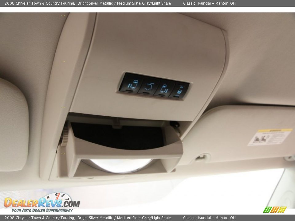 2008 Chrysler Town & Country Touring Bright Silver Metallic / Medium Slate Gray/Light Shale Photo #10