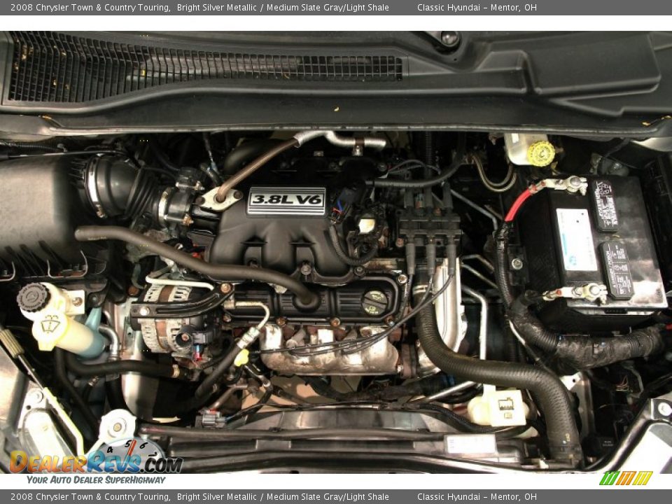 2008 Chrysler Town & Country Touring Bright Silver Metallic / Medium Slate Gray/Light Shale Photo #36