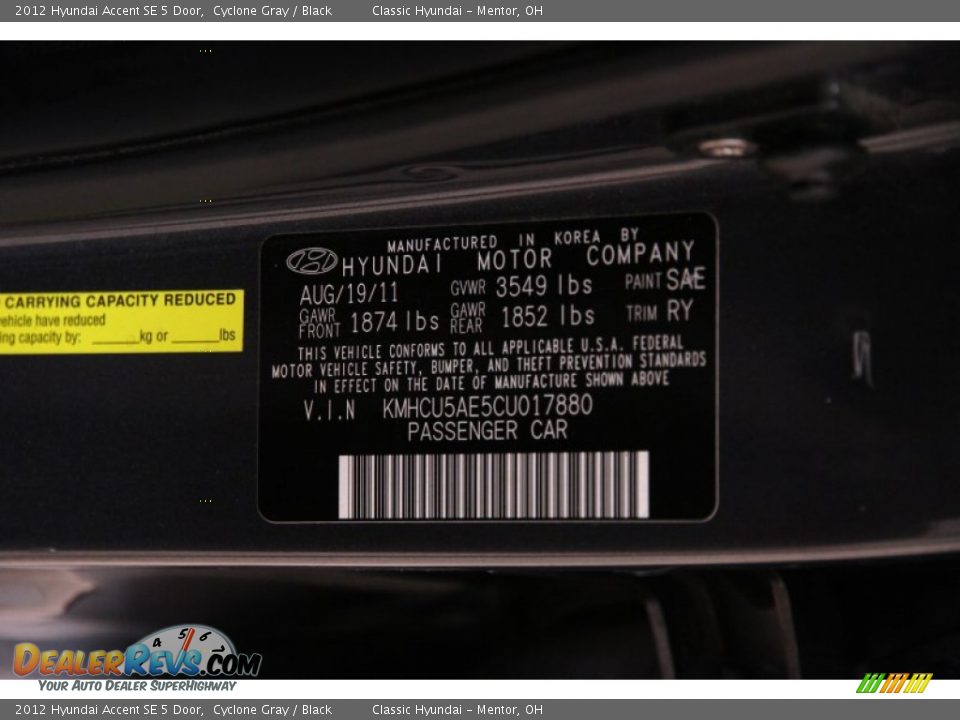 2012 Hyundai Accent SE 5 Door Cyclone Gray / Black Photo #15