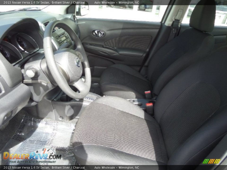 2013 Nissan Versa 1.6 SV Sedan Brilliant Silver / Charcoal Photo #11