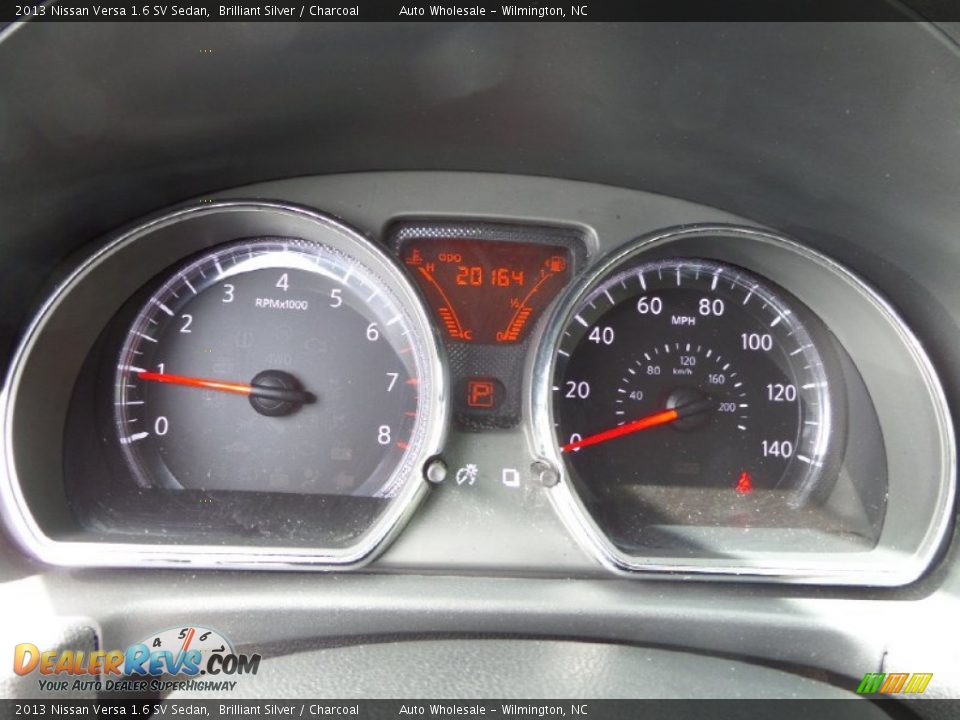 2013 Nissan Versa 1.6 SV Sedan Brilliant Silver / Charcoal Photo #16