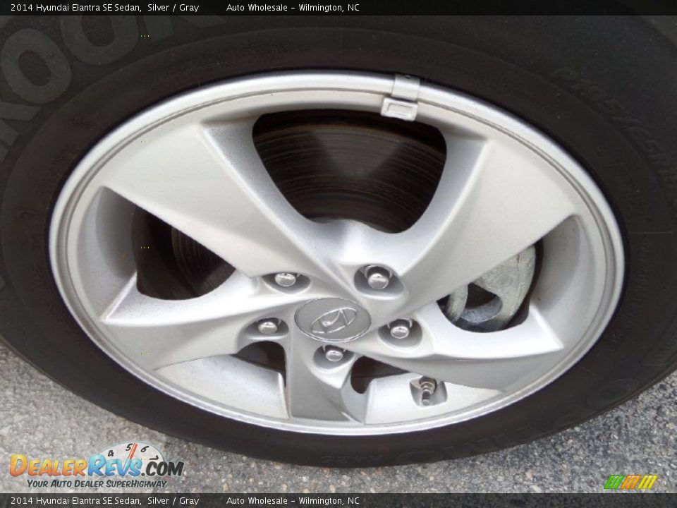 2014 Hyundai Elantra SE Sedan Silver / Gray Photo #7