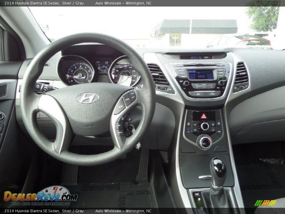 2014 Hyundai Elantra SE Sedan Silver / Gray Photo #15