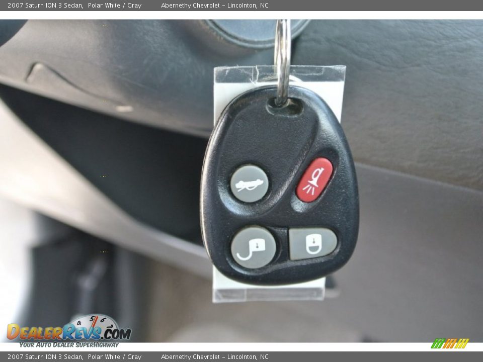 2007 Saturn ION 3 Sedan Polar White / Gray Photo #16