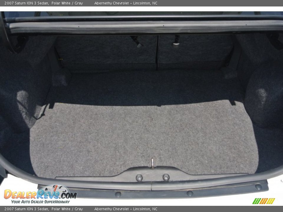 2007 Saturn ION 3 Sedan Polar White / Gray Photo #18