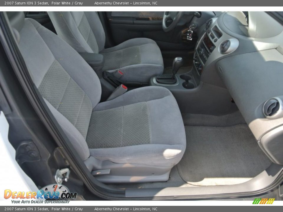 2007 Saturn ION 3 Sedan Polar White / Gray Photo #19