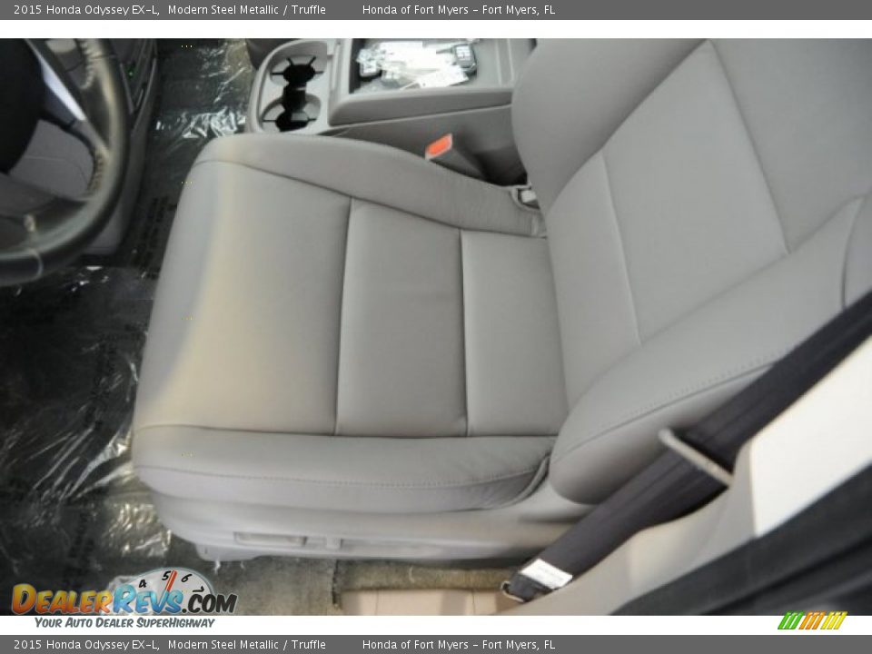 2015 Honda Odyssey EX-L Modern Steel Metallic / Truffle Photo #10