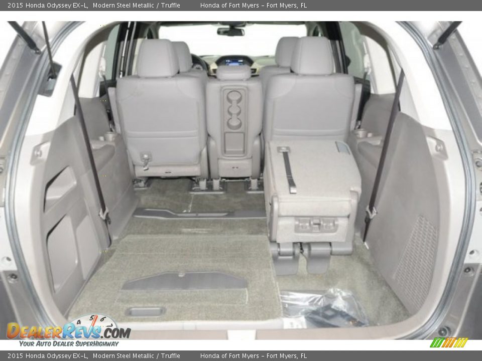 2015 Honda Odyssey EX-L Modern Steel Metallic / Truffle Photo #22