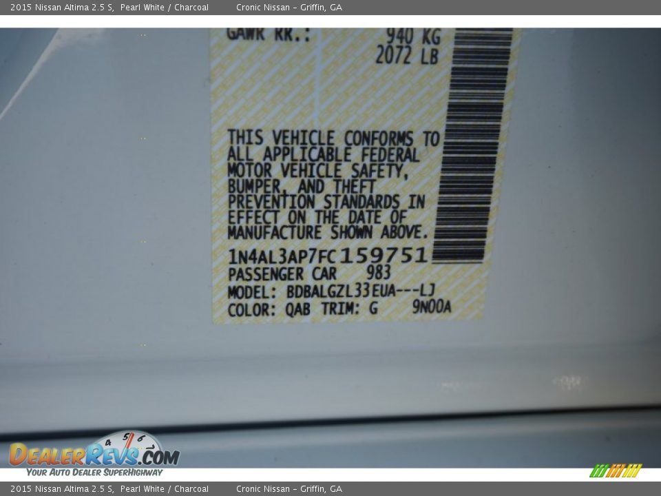 2015 Nissan Altima 2.5 S Pearl White / Charcoal Photo #17