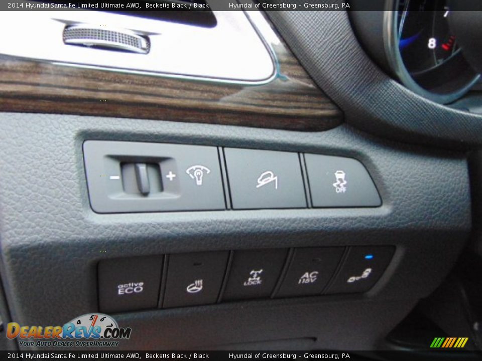 Controls of 2014 Hyundai Santa Fe Limited Ultimate AWD Photo #10