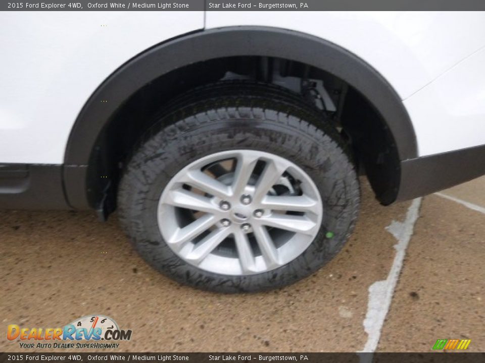2015 Ford Explorer 4WD Oxford White / Medium Light Stone Photo #9