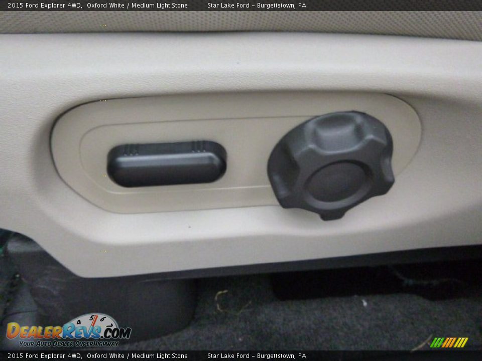 2015 Ford Explorer 4WD Oxford White / Medium Light Stone Photo #15