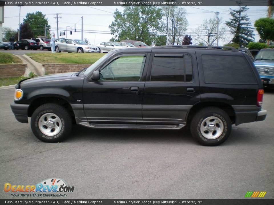 1999 Mercury Mountaineer 4WD Black / Medium Graphite Photo #9