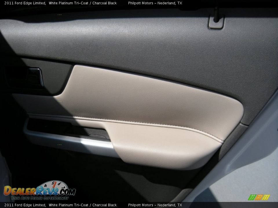2011 Ford Edge Limited White Platinum Tri-Coat / Charcoal Black Photo #28