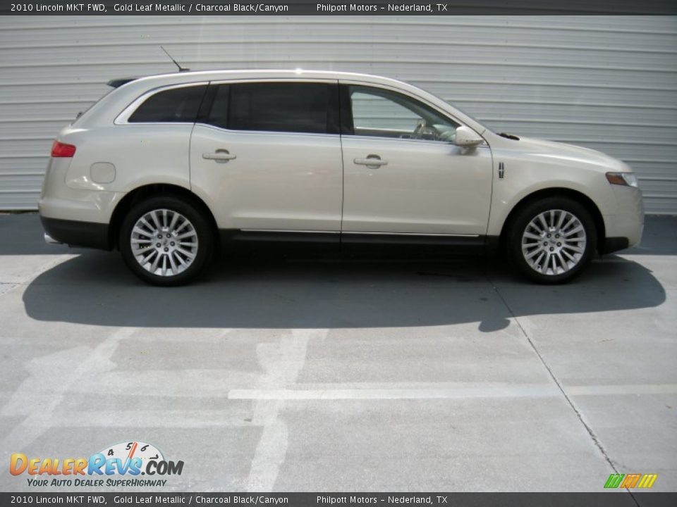 2010 Lincoln MKT FWD Gold Leaf Metallic / Charcoal Black/Canyon Photo #8